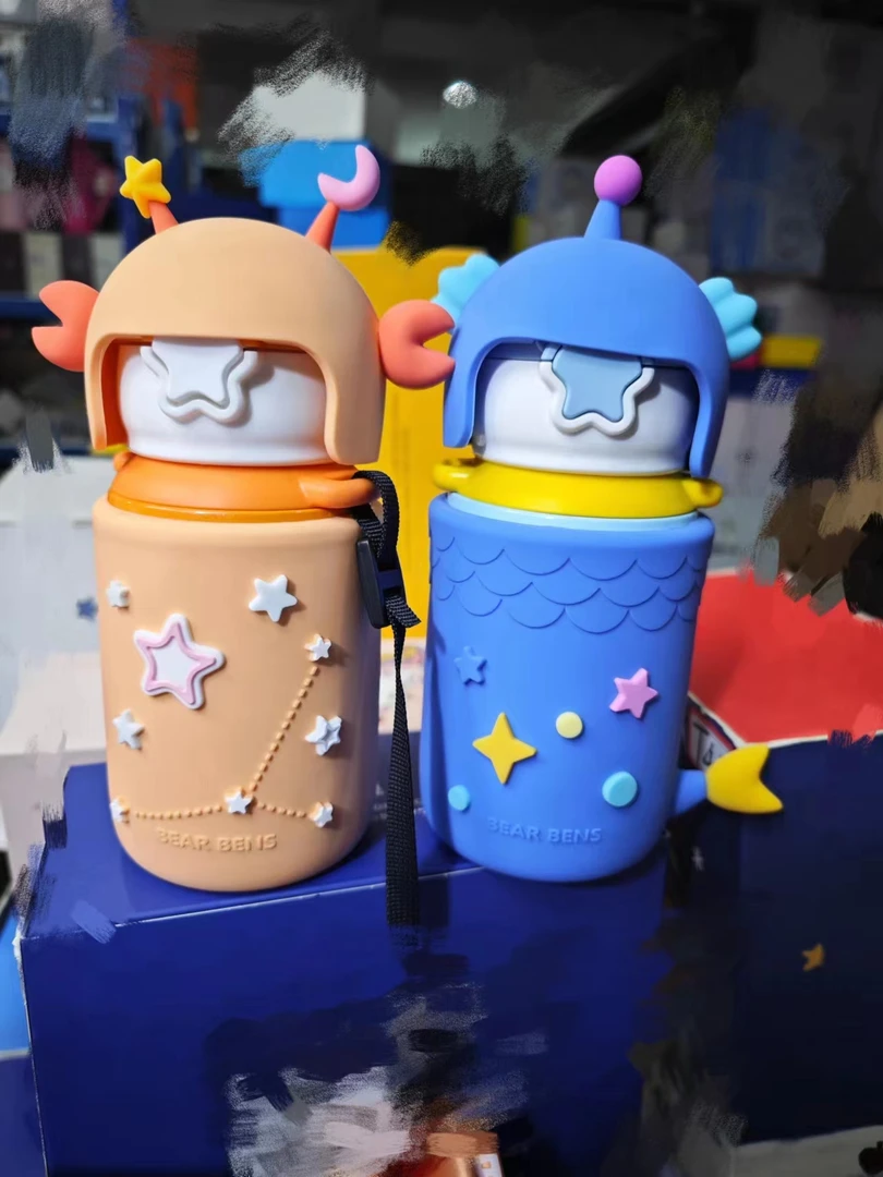 儿童保温杯熊本士带吸管两用开学季保温杯300ML三合一