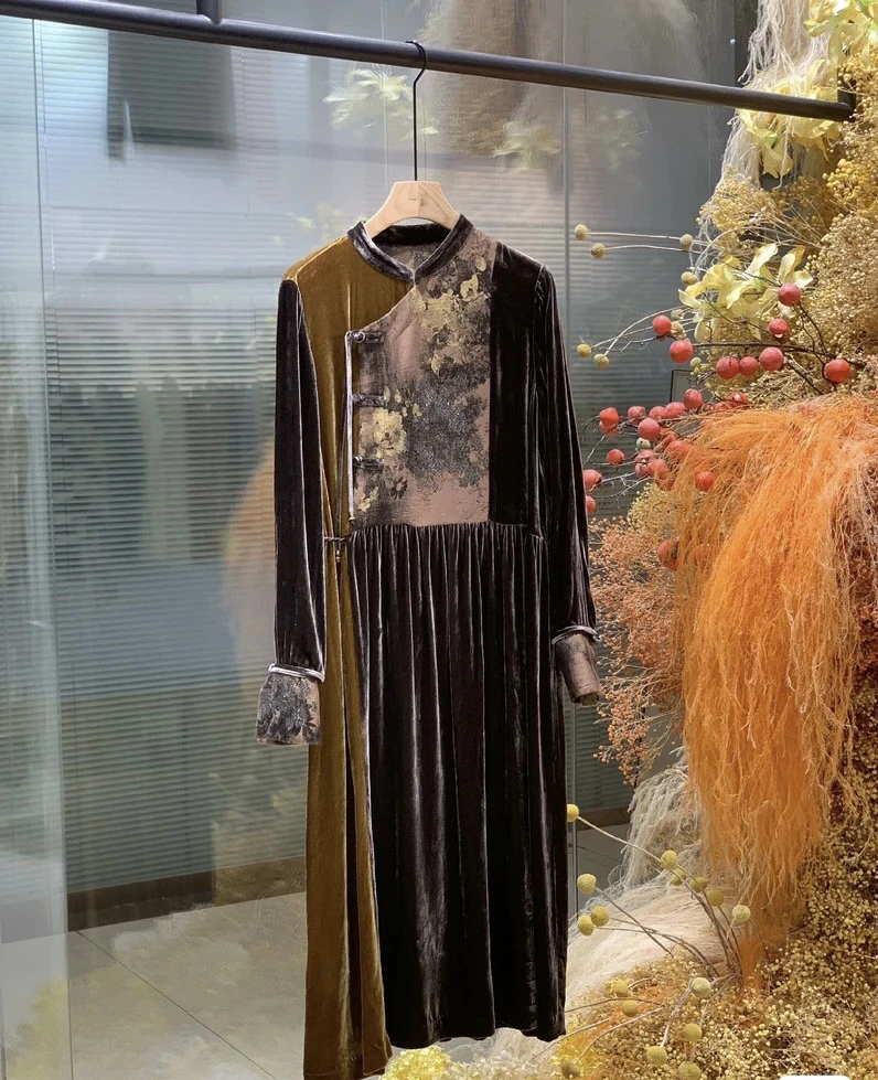 《陈与》章海燕国风丝绒拼接连衣裙连衣裙