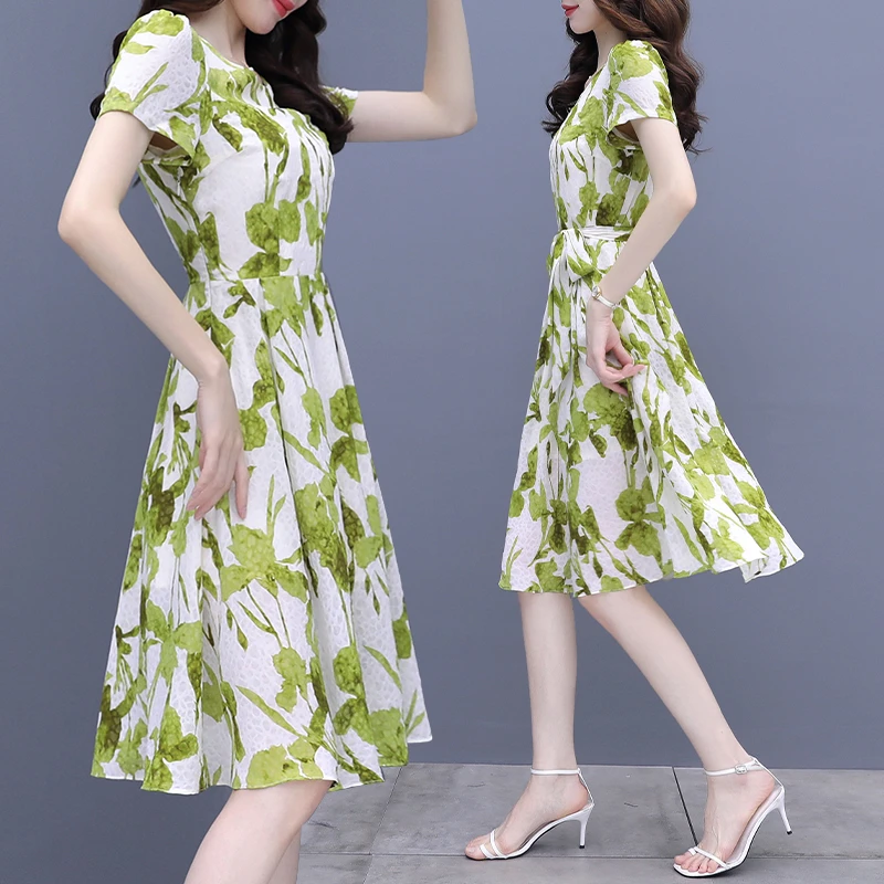 碎花法式洋气妈妈过膝气质圆领时尚韩版短袖裙子中长款连衣裙夏季