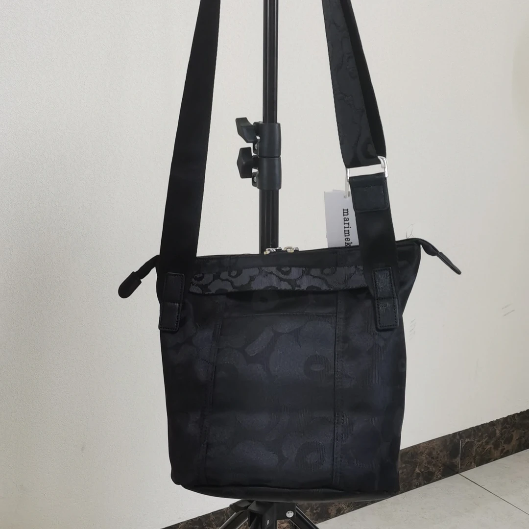 外贸尾货 休闲时尚斜挎包