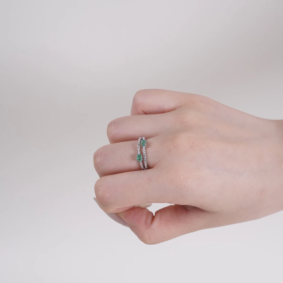 非金属仿水晶戒指 【四水】祖母绿时尚气质戒指