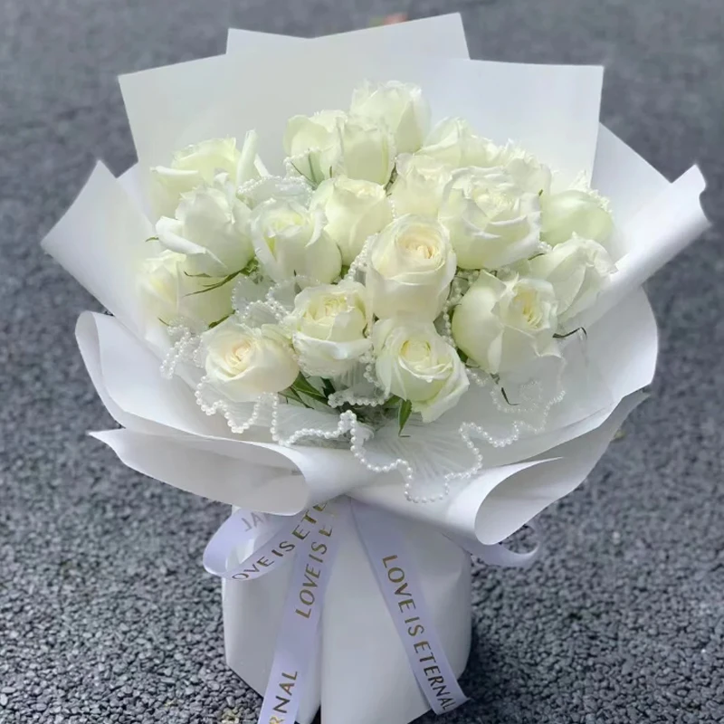 白玫瑰鲜花全国同城速递女友生日鲜花礼物附近花店配送上门