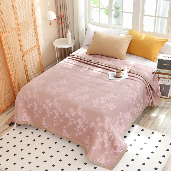 XDONGY（冬云家纺）高端简约230*250有氧抗菌 淡若清花 超柔床盖