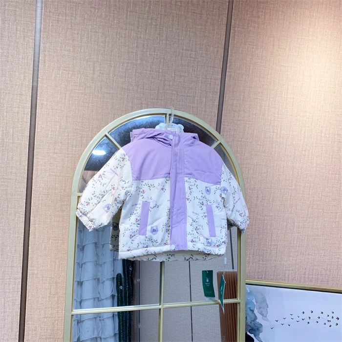 R3133 宝宝紫色拼接加绒厚外套