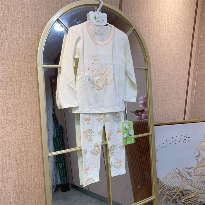 AM029 宝宝米白色秋衣套装
