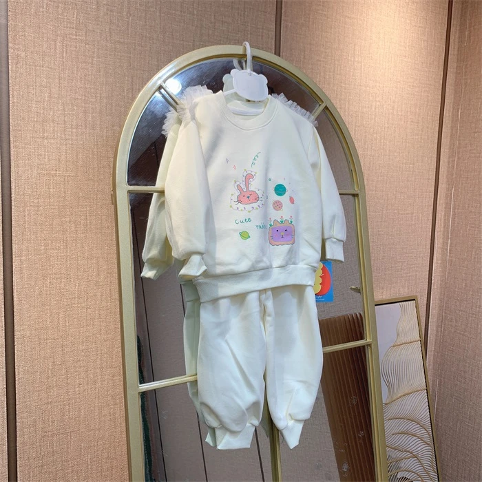 ED301   宝宝米色卫衣套装