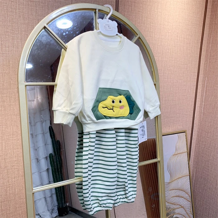 ED342     宝宝杏色卫衣套装