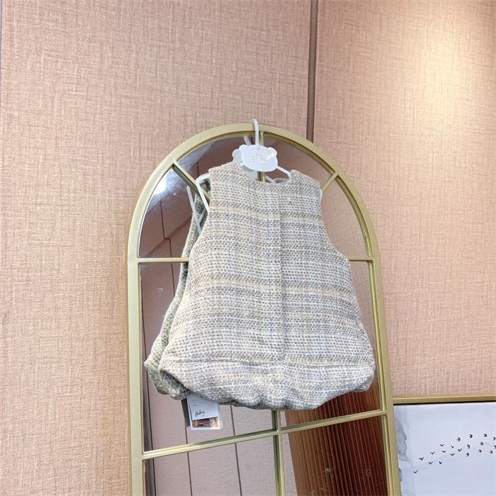 AV062 宝宝背心连衣裙