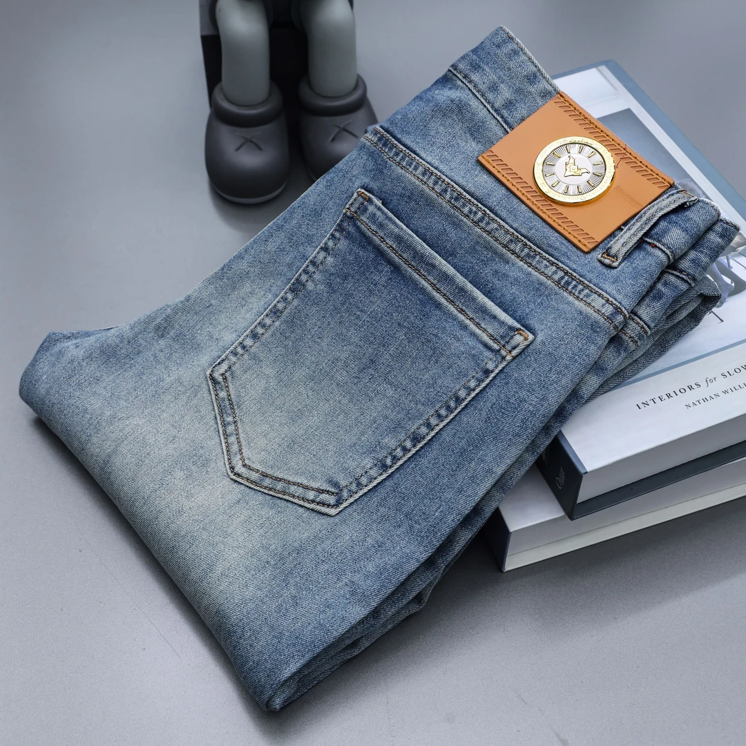 2024春夏男士轻奢欧货修身蓝色精品牛仔裤