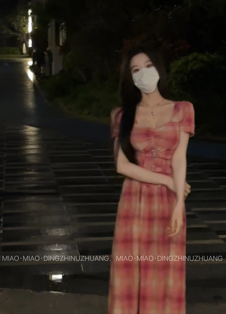 清仓 复古红色格纹连衣裙中长款收腰连衣裙女 1807