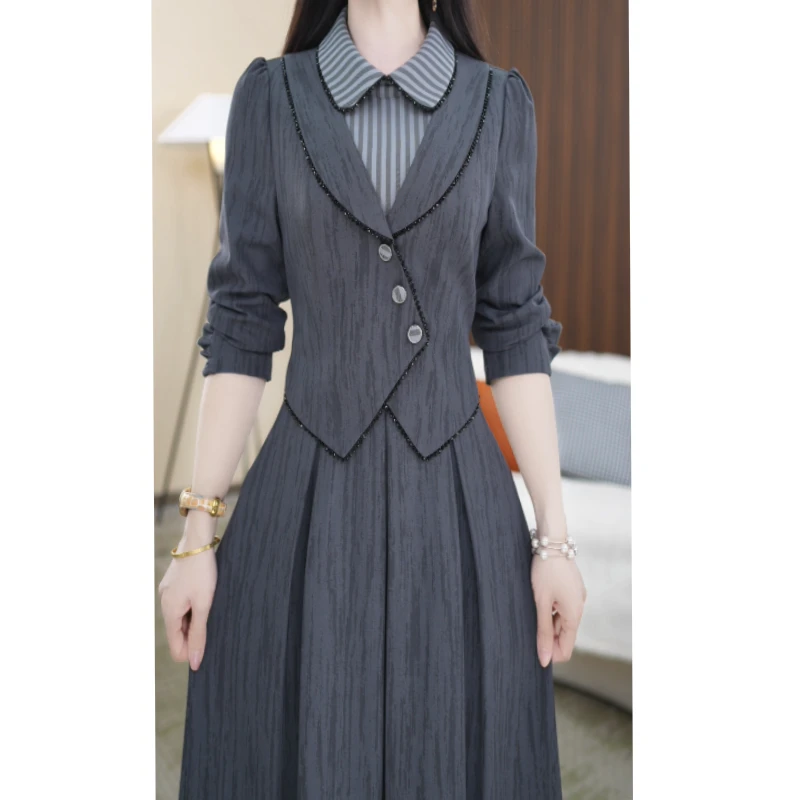 赛菲雅【连衣裙】小翻领设计感气质中长款收腰小众连衣裙M-4XL