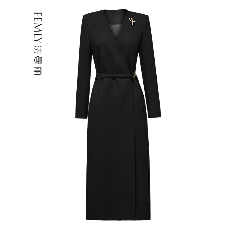 FEMLY/法曼丽 醋酸裙 2024秋季时尚V领轻奢极简风衣连衣裙G2988