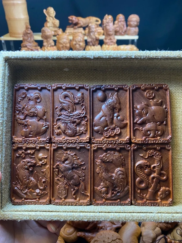 崖柏木雕 十二生肖 本命牌 守护牌(备注款式 挂绳 ）