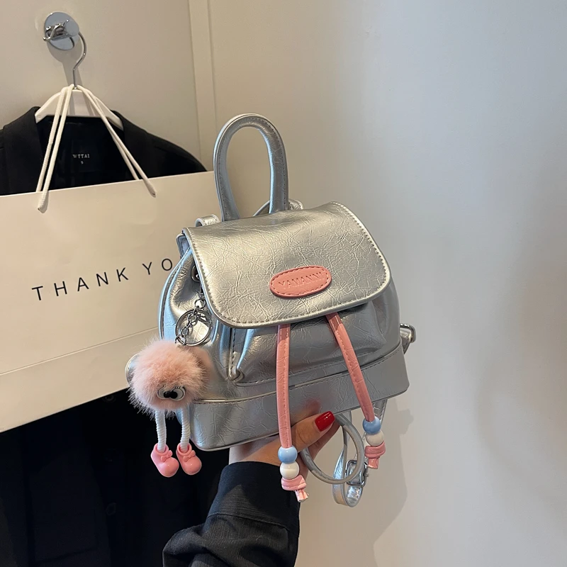 网红小众设计双肩包包女2023新款夏季时尚女包高级感百搭小背包