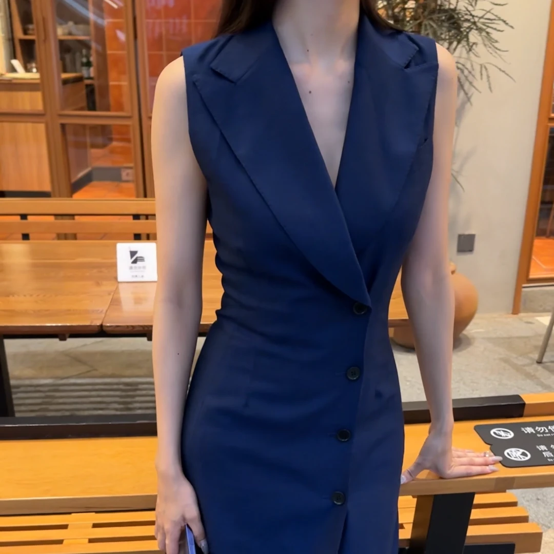 2979-都市摩登精致女连衣裙气质显瘦时尚夏季排扣无袖背心连衣裙