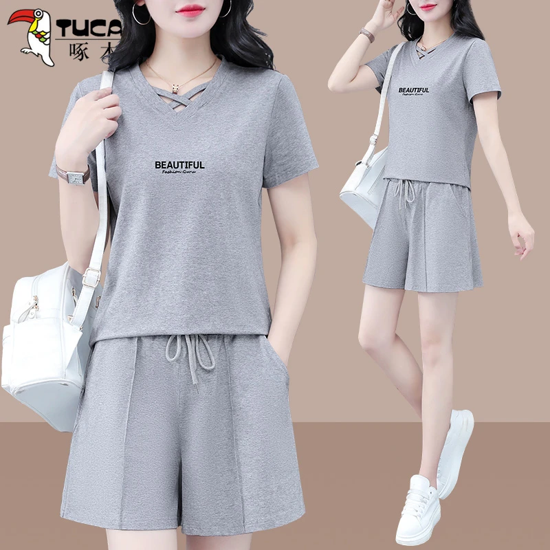啄木鸟时尚V领运动套装女夏季2025新款宽松薄款妈妈装休闲两件套