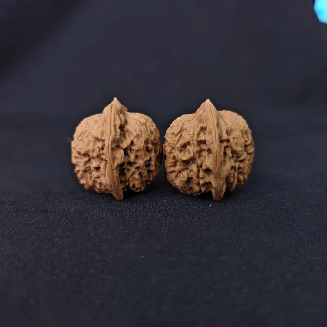 YC1229-60 【玉麒麟】涞水溯源核桃专场文玩核桃手把件