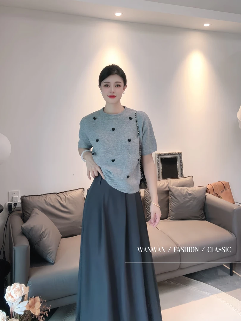 今禾【小爱心毛衣】 时尚休闲针织圆领轻奢百搭气质减龄显瘦复古