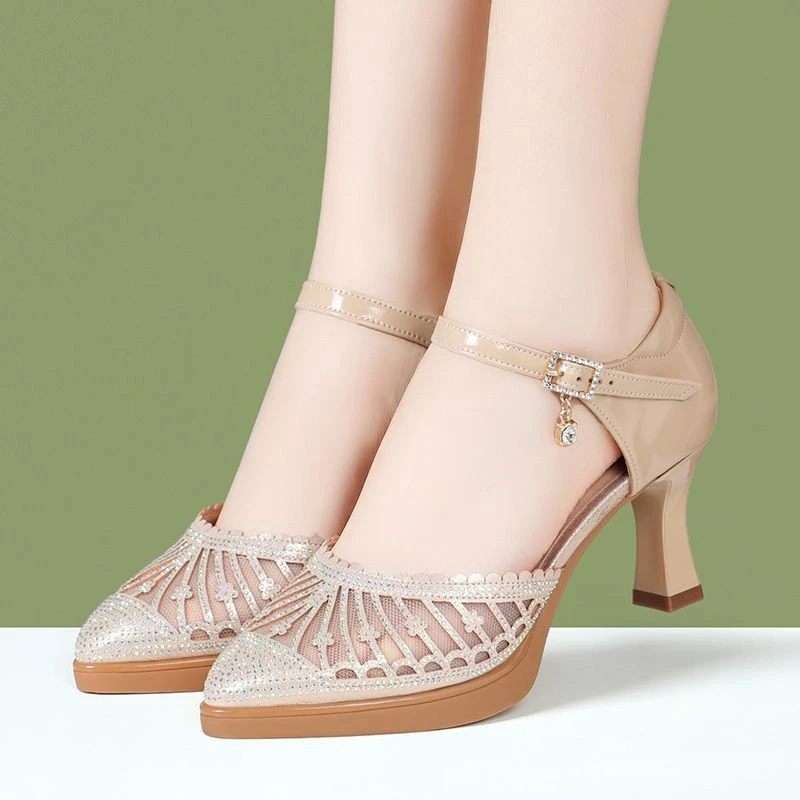 包头凉鞋女士软底高跟粗跟浅口镂空透气网纱百搭凉鞋高跟鞋妈妈鞋