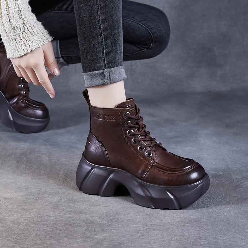 轻便马丁靴秋冬系带复古头层牛皮短靴百搭靴子厚底单靴英伦风圆头