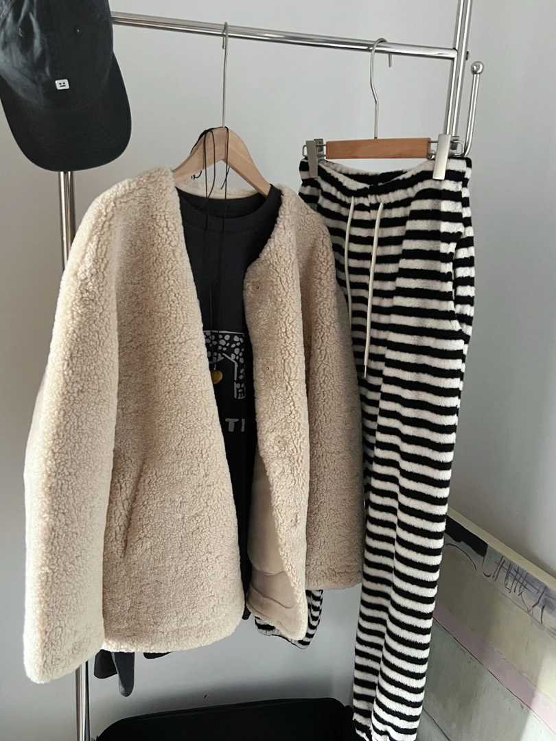 慵懒感圆领皮毛一体羊羔毛圈圈毛外套女韩版百搭宽松毛绒