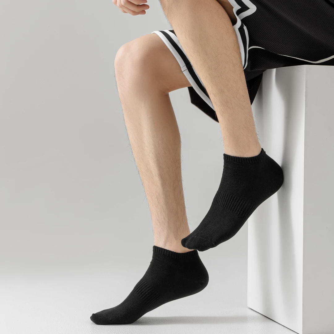 春秋季纯棉男士运动长袜防臭吸汗透气短袜四季款棉袜子休闲中筒袜