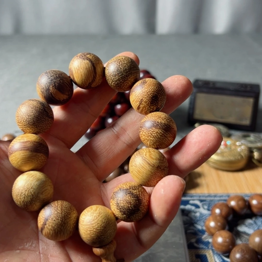 【闪购商品】沉香手串