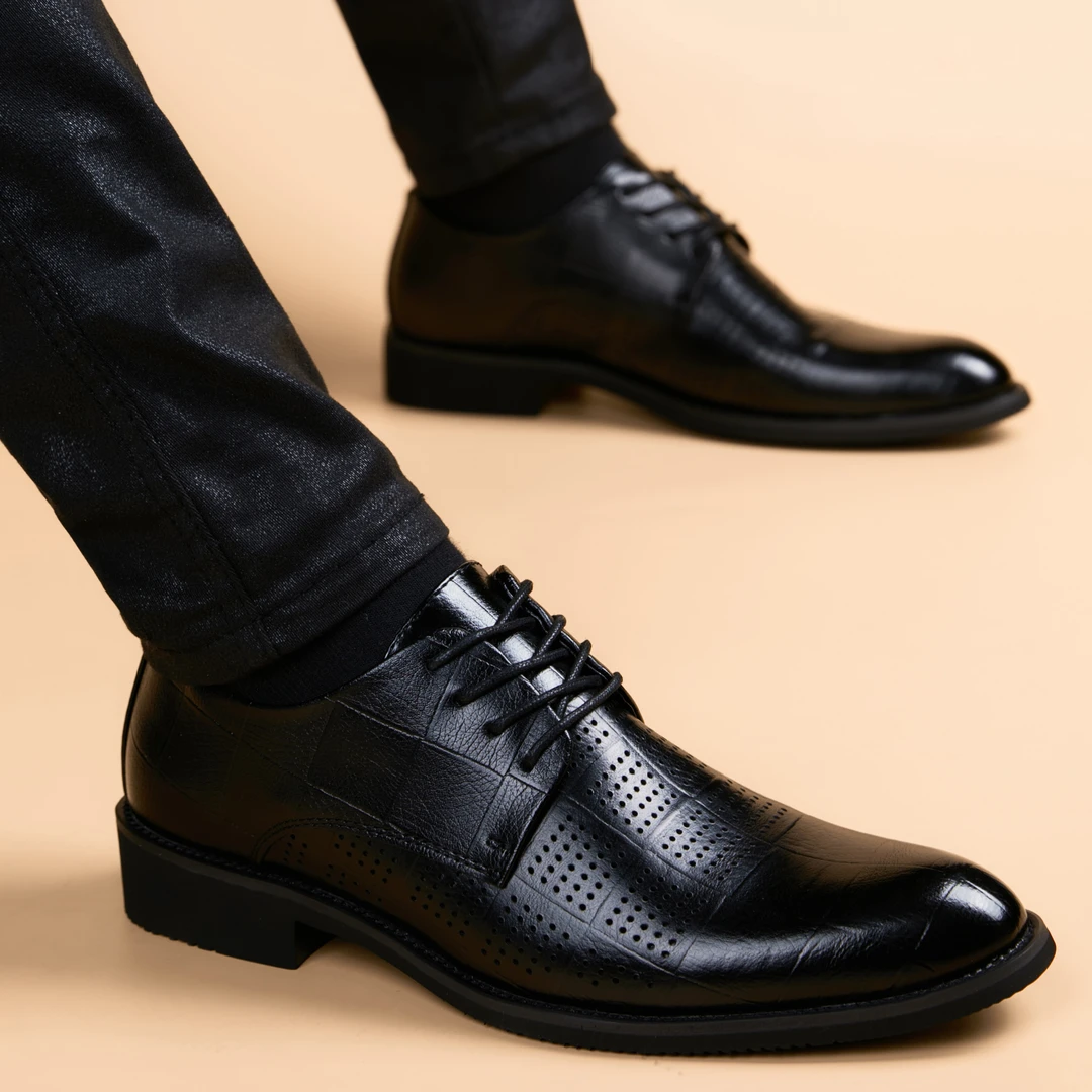 皮鞋男款爆款2025新款真皮高档正品夏季透气镂空黑色软底商务正装