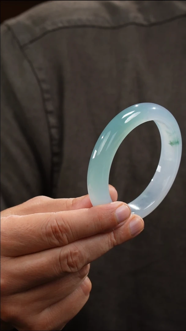 【闪购商品】翡翠手镯未镶嵌222·