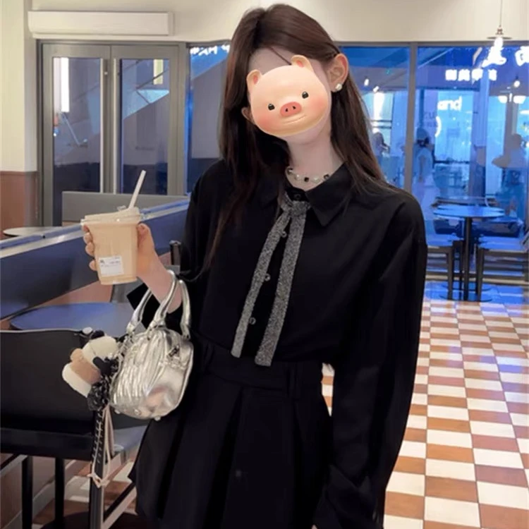 秋装搭配一整套高级感早秋穿搭套装盐系黑色衬衫半身裙两件套