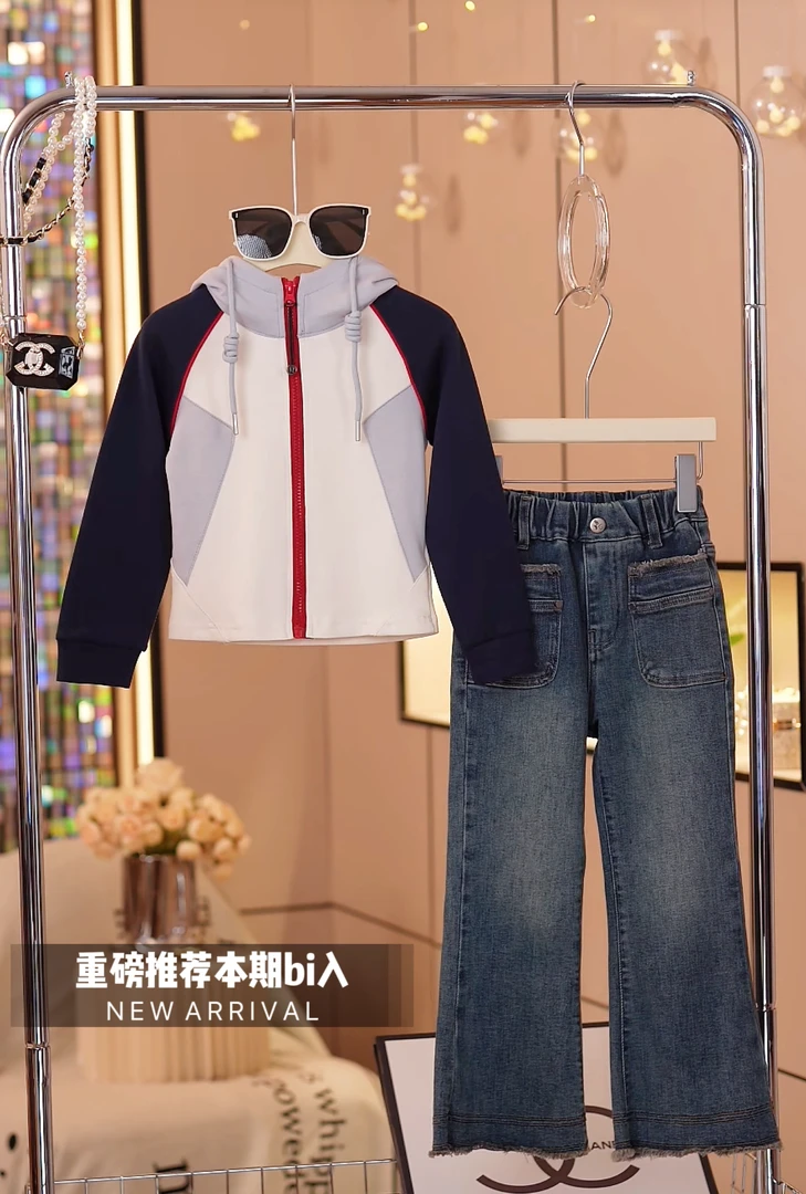 女童秋装套装2024春秋新款时髦洋气运动休闲两件套