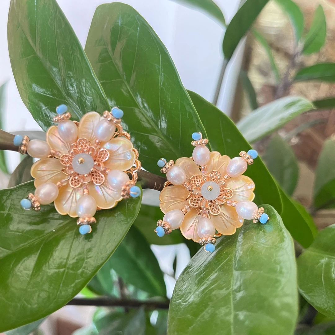 【淡客】非遗古风桑蚕丝绒花蝶贝芙蓉花鸭发夹日常百搭新中式