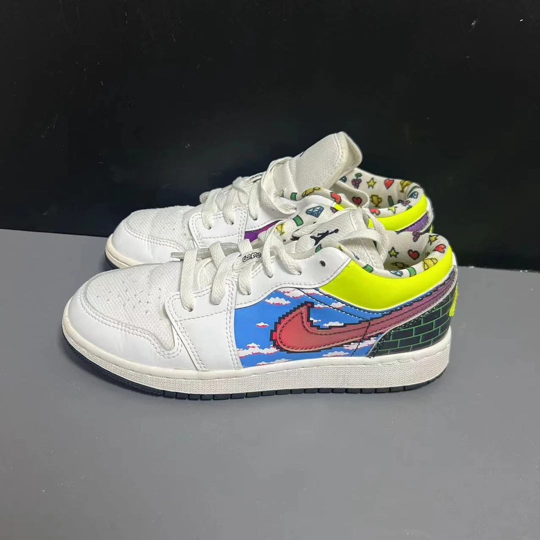 36码/AJ1 像素 低帮 板鞋