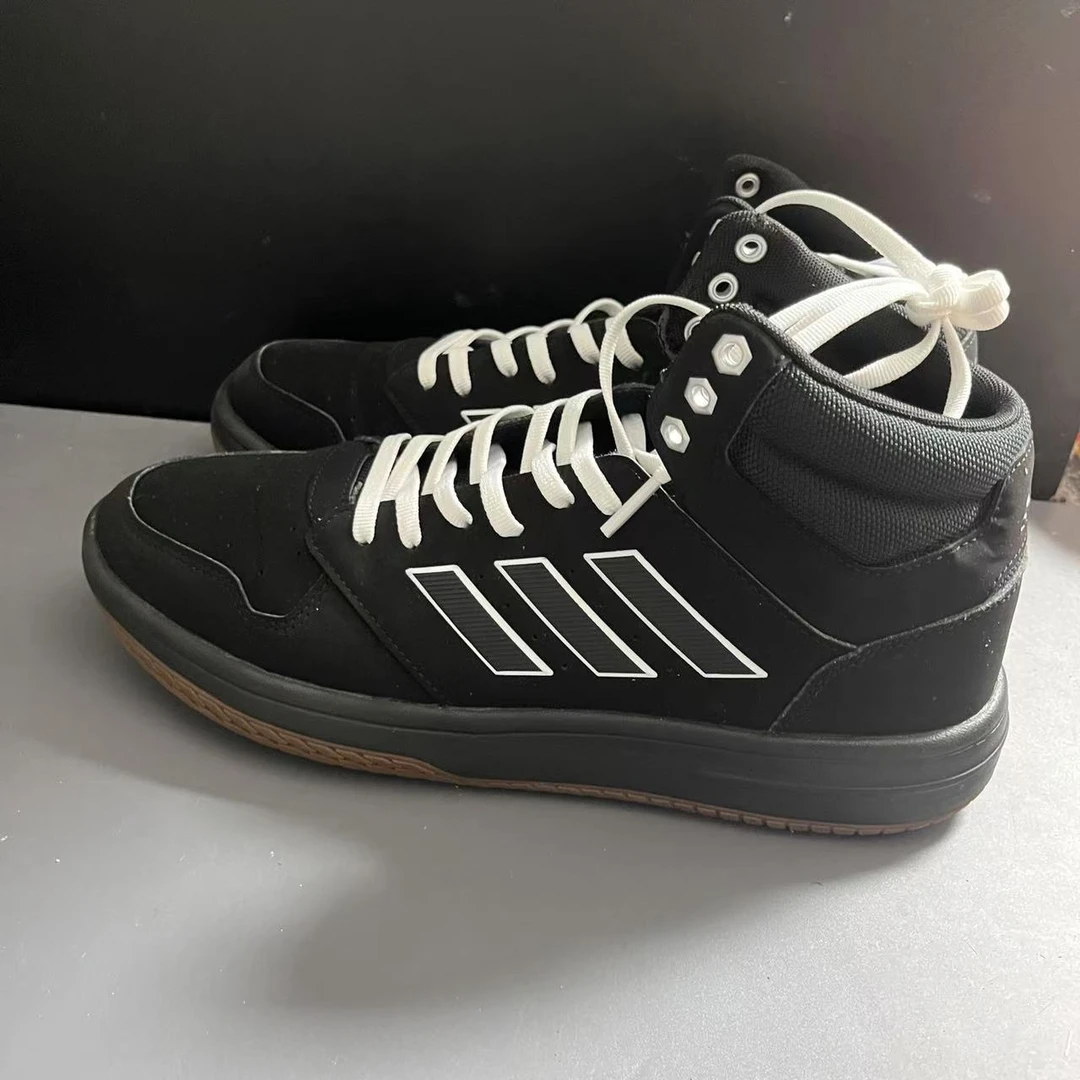 43码 中帮 黑色 板鞋 95新