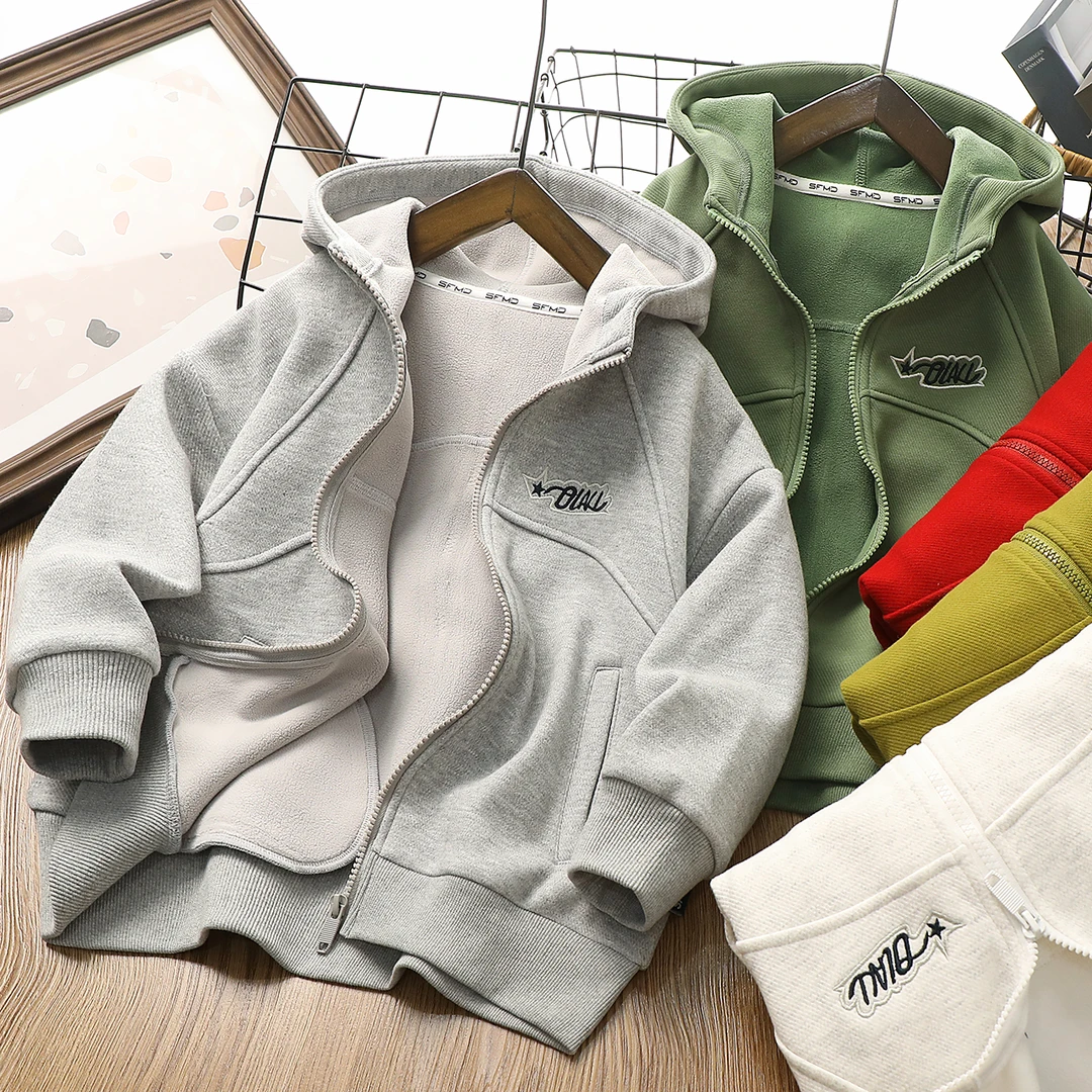 儿童外套2024冬季新款休闲时尚外套洋气上衣秋冬款24D02