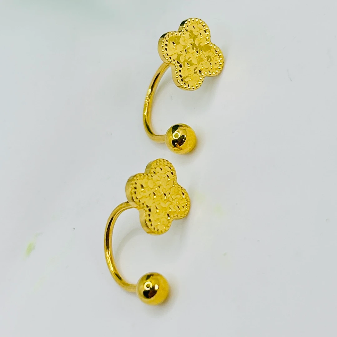 足金999碎金金四叶花U耳饰♦️