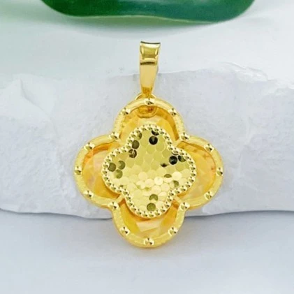 足金999 七彩鱼鳞四叶花 吊坠5G工艺黄金珠宝首饰品