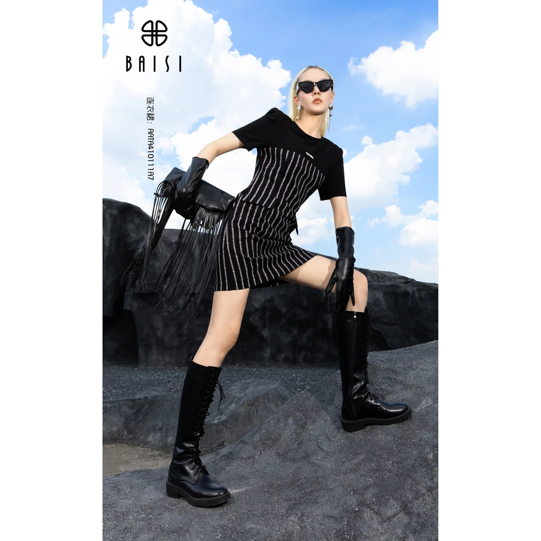 BAISI 百丝2024秋冬AATA410111A7减龄时尚条纹连衣裙