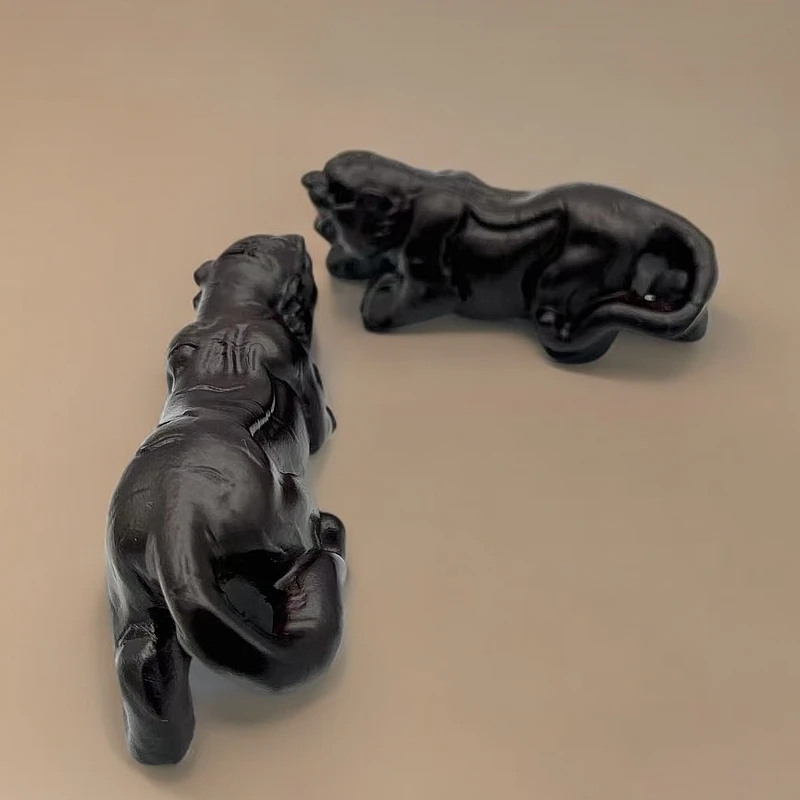 黑檀老虎摆件客厅办公室 长9.5公分