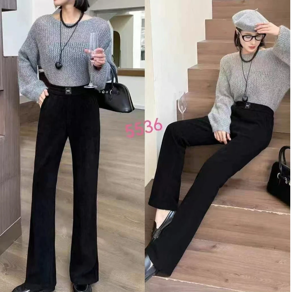 5536新款时尚修身显瘦小条绒微叭裤