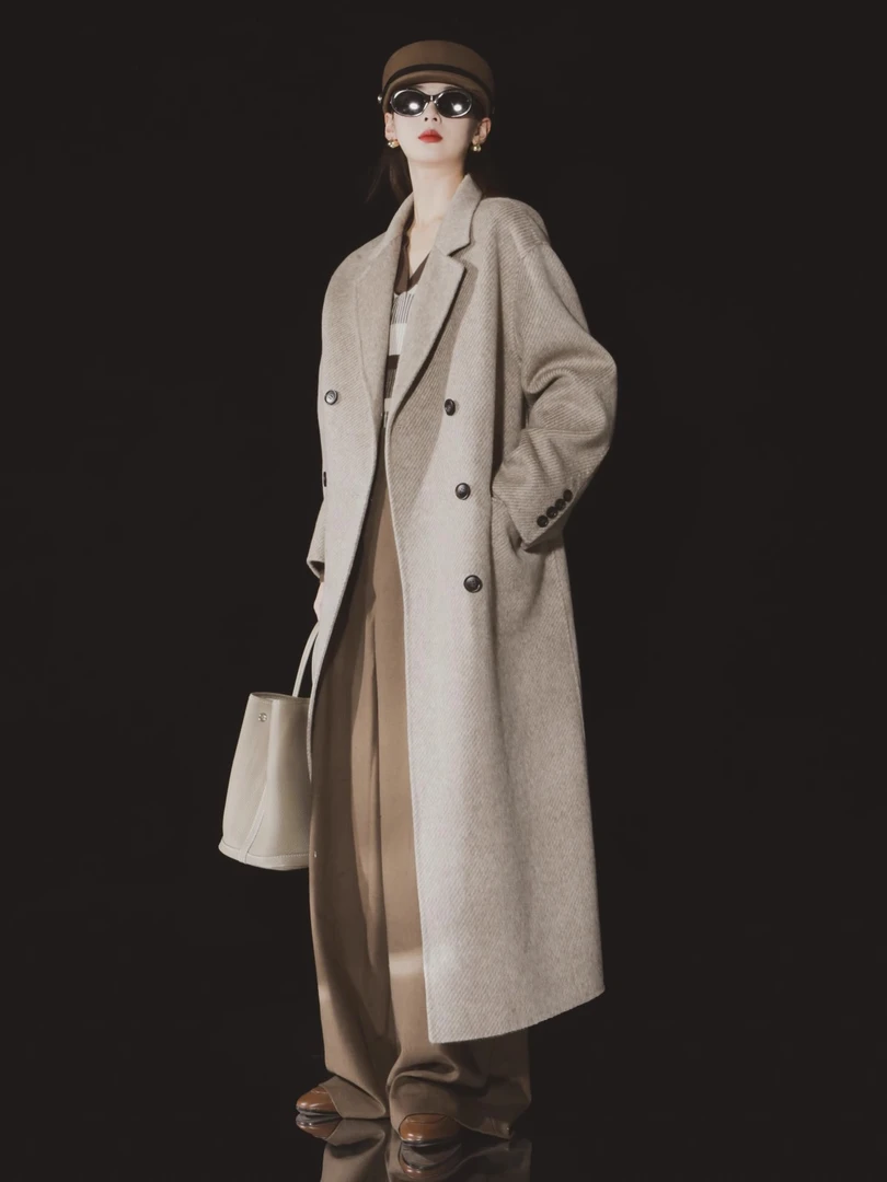 臻一-斜纹复古双排扣大衣女翻盖口袋双面大衣毛呢PI23A0373