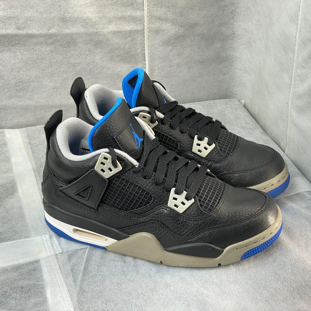 38码aj4黑蓝复古篮球鞋公