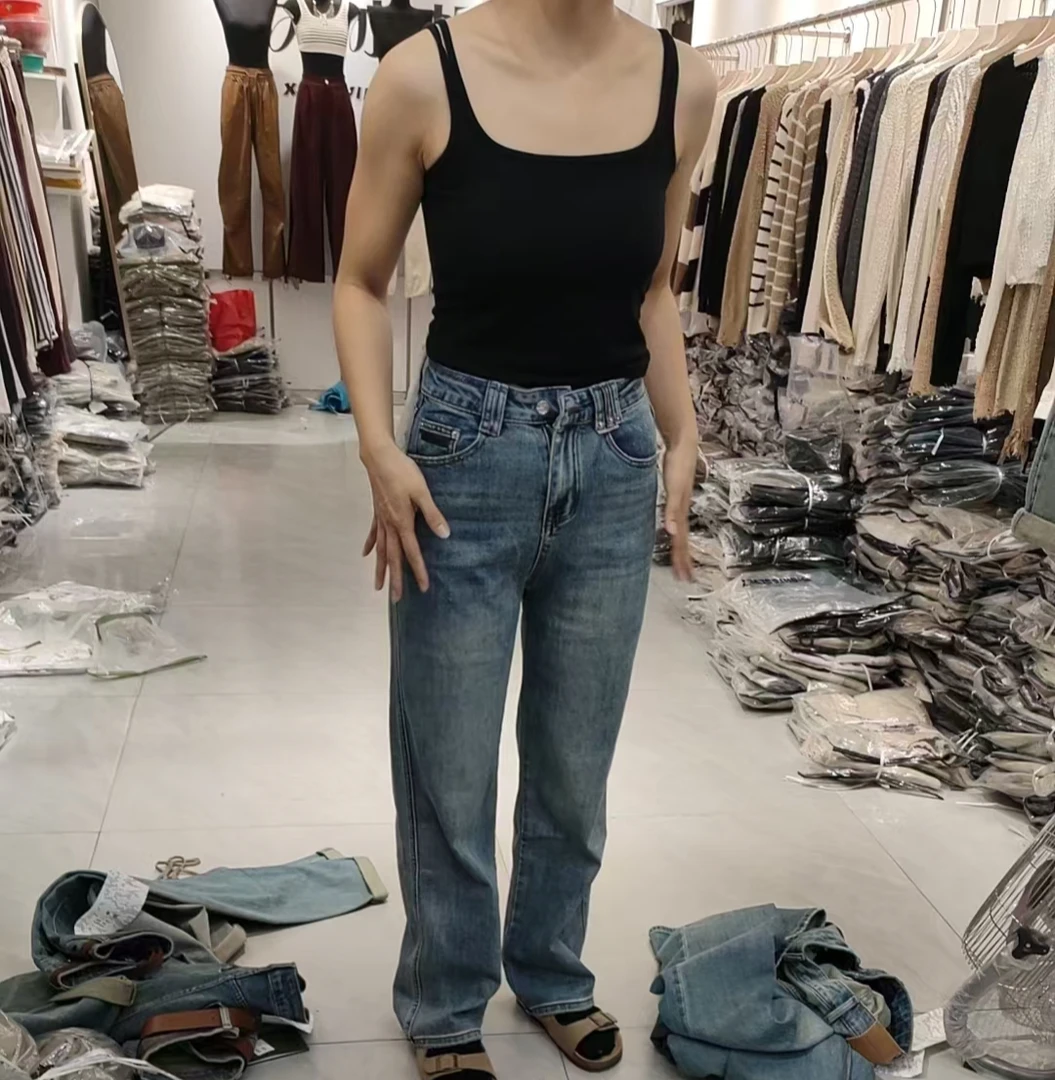 女士阔腿牛仔裤 2024初秋