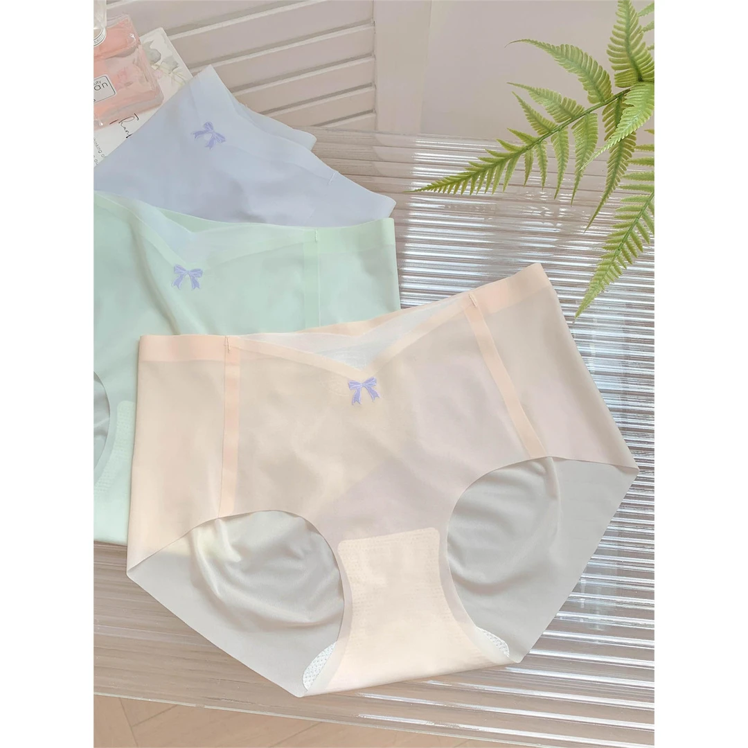 轻盈膜法~便携式内裤女冰丝无痕透气中腰舒适三角裤