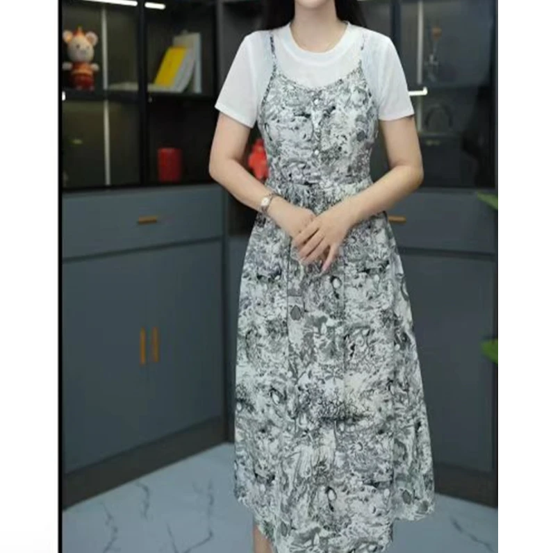 X0211 气质连衣裙女夏季显瘦收腰减龄遮肉休闲圆领碎花拼接A字裙