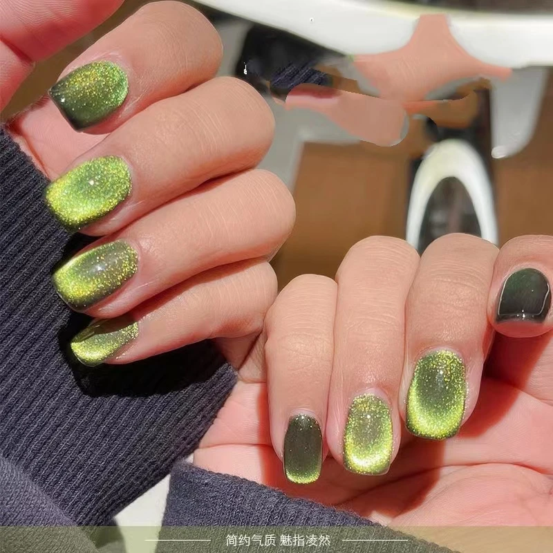 绿宝石晶石猫眼指甲油胶2024年新款流行宽猫眼美甲胶爆闪甲油胶