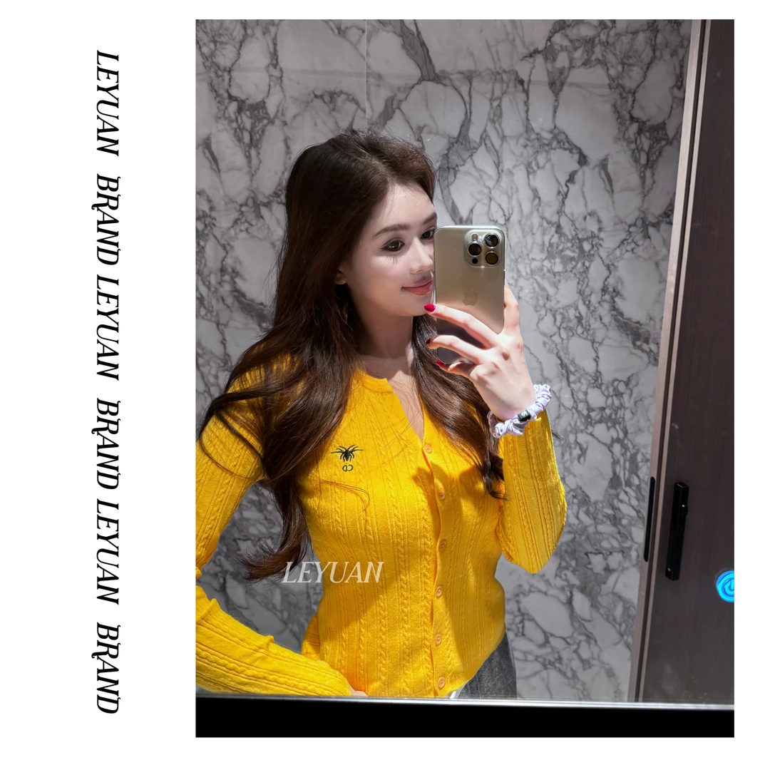 【CD姜黄色】LEYUAN·上衣圆领开衫针织衫女2024秋冬新款修身外套