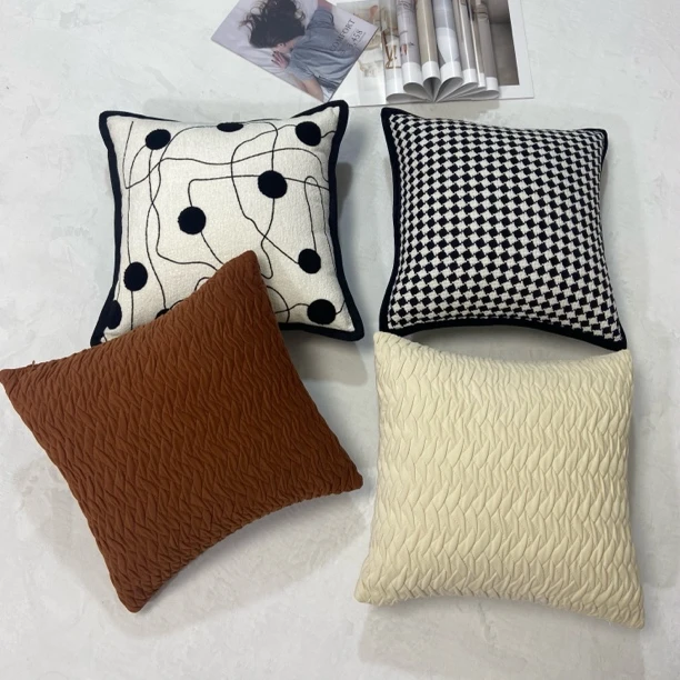现代抽象风格轻奢抱枕居家沙发客厅靠背垫高级感抱枕简约时尚方形