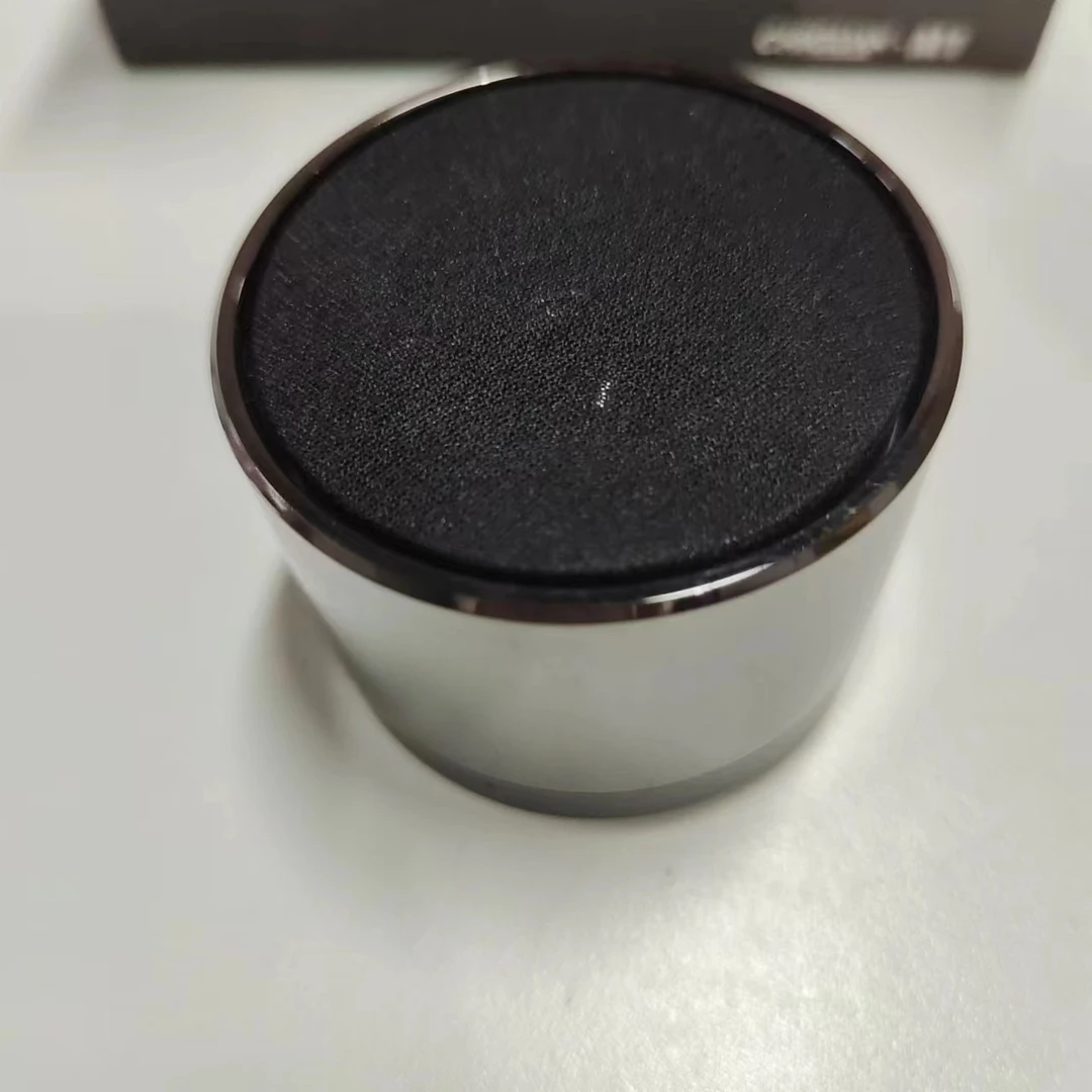 颜色乐拍不挑 M10小钢炮蓝牙音箱