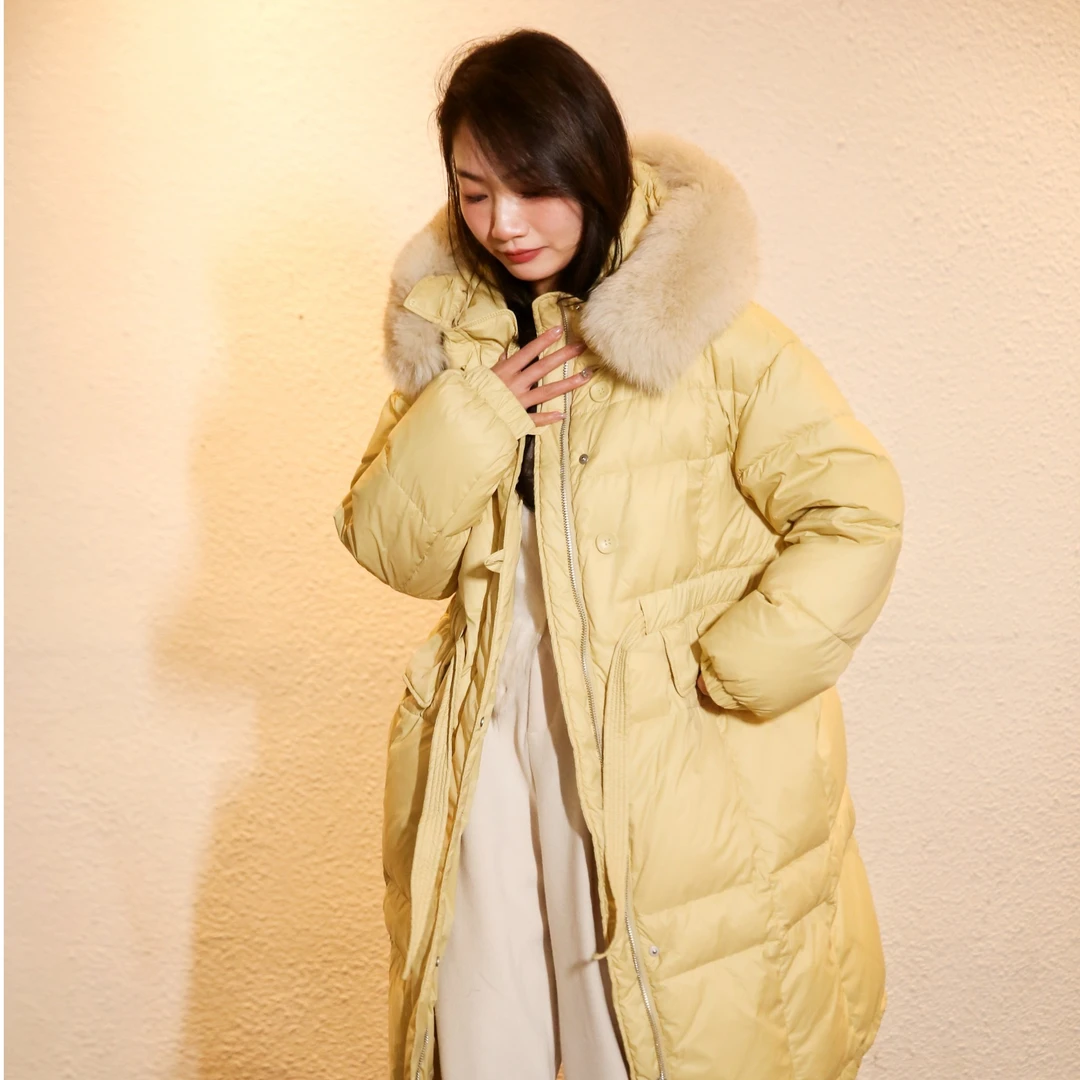 【三颗梨】原创设计纯色大毛领狐狸毛90白鸭绒长款三防羽绒服559517